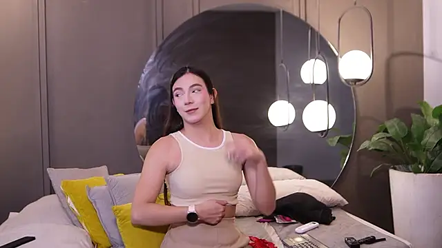 Ariaa Isabell online show from April 23, 6:32 pm