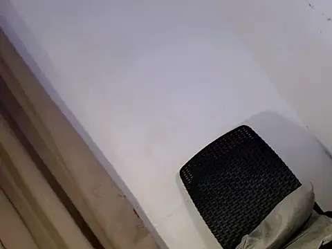 spicyhugecock online show from March 8, 2:04 am