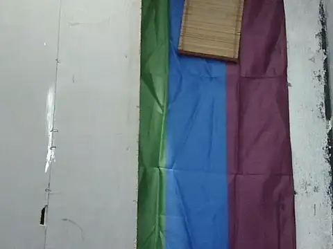 juicycum069 online show from April 21, 9:54 pm