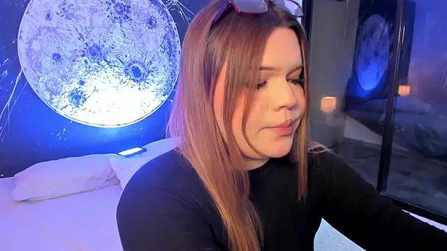 Maxxxine1 online show from October 9, 6:37 am