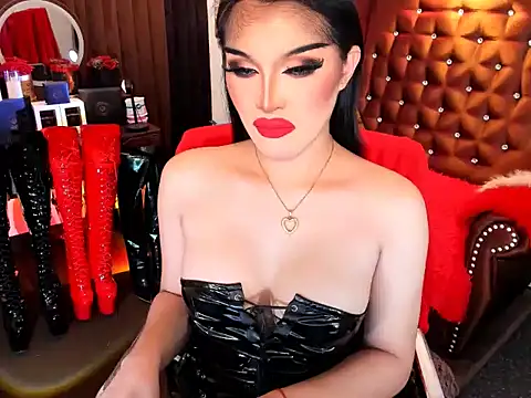 Snapshot of devongarcia chatting on October 22, 11:45 am devongarcia online show from October 22, 11:45 am