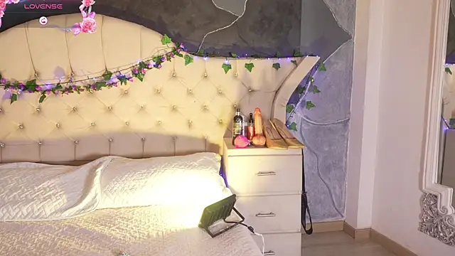 AmbarFoxx  online show from November 23, 5:09 am