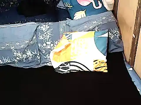 xxhottinybabe online show from September 27, 3:32 pm