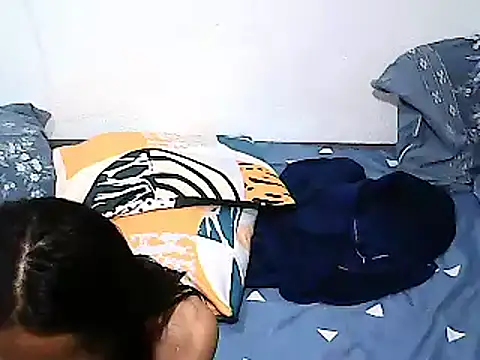 xxhottinybabe online show from April 6, 9:31 am