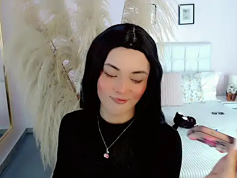 nathalialoes1 online show from November 18, 7:36 pm