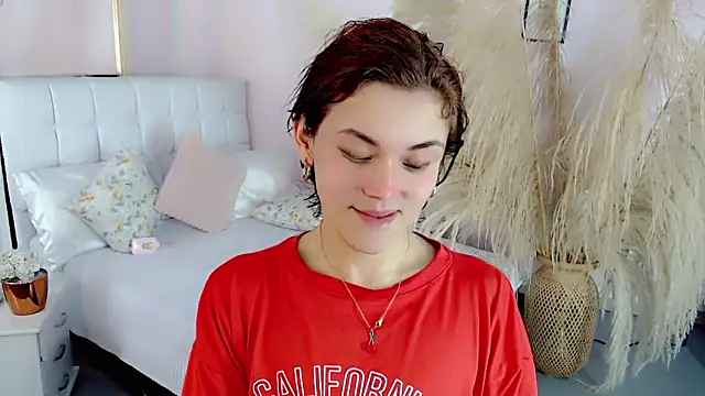 nathalialoes1 online show from January 7, 7:06 pm