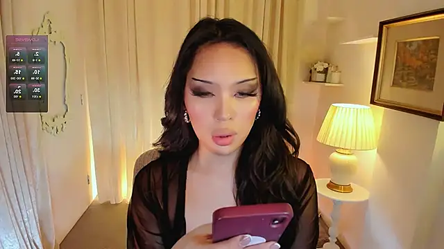 MS LUNA online show from April 18, 10:54 pm