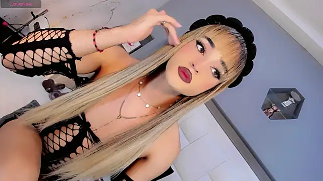 Ariia-janee online show from April 22, 5:58 am