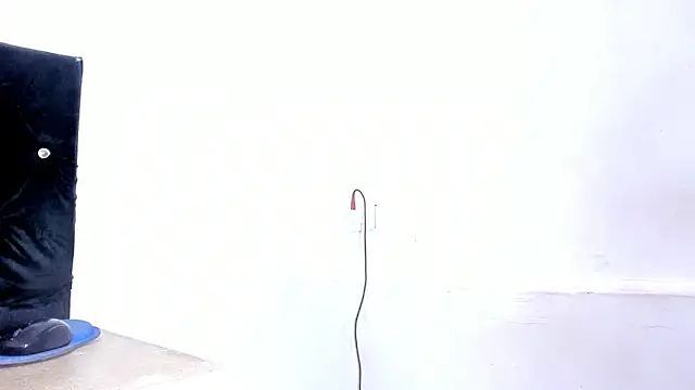 milabiggcoock online show from April 5, 9:02 pm