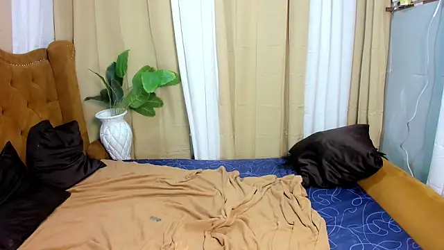 joyfulmartinaa online show from January 15, 6:06 pm