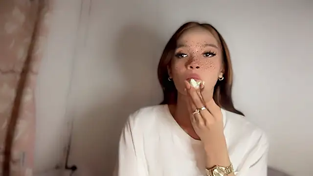 anastasia cums online show from December 3, 6:45 pm