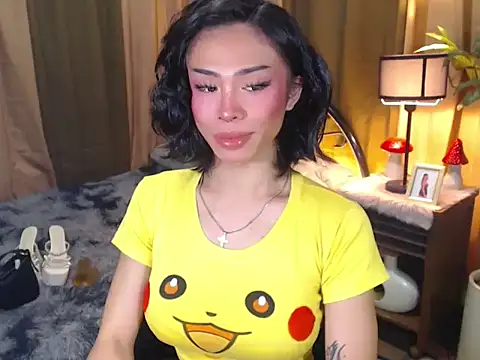 WILDROXIE online show from September 29, 11:37 pm