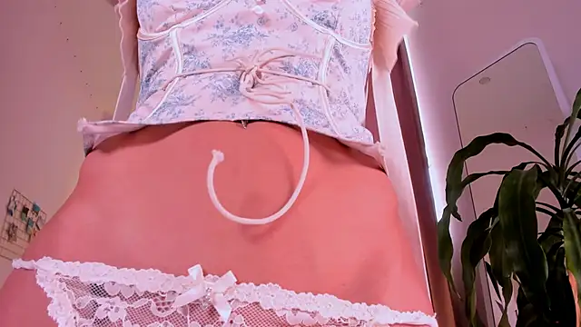 Irma Dust online show from April 21, 8:32 am