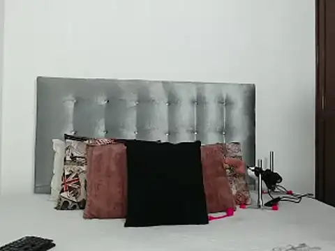 DaiishaWolf online show from November 7, 8:09 pm