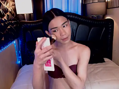 KatalunaBrown online show from March 6, 5:13 am