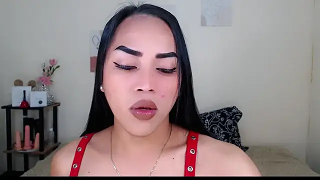 Lessandra Lust online show from October 28, 11:57 pm