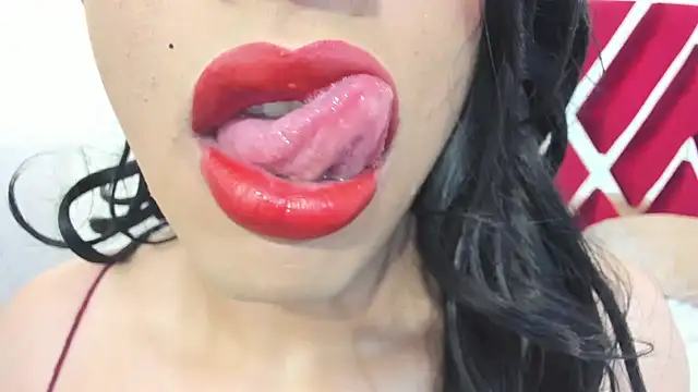 sweet Elizabeth online show from April 24, 12:30 pm