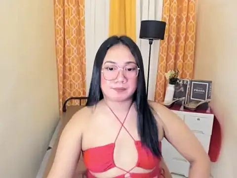 TsUncutKaren online show from March 24, 5:51 pm