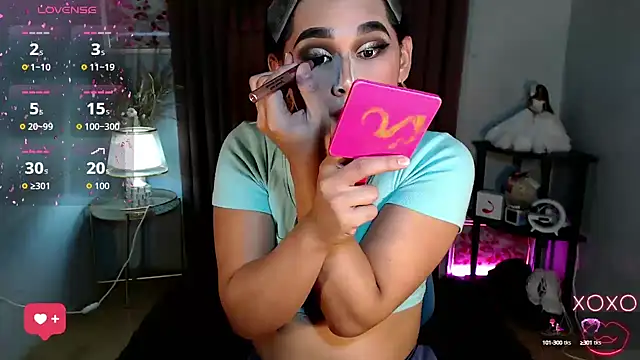 Snapshot of Kiethmadison_Miller chatting on October 13, 6:37 am Kiethmadison Miller online show from October 13, 6:37 am