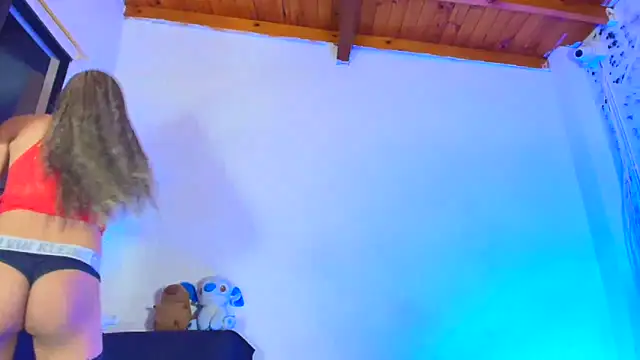 MIA HOT23CM S7S online show from December 17, 2:06 am