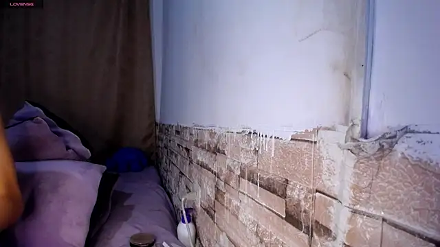 DaraKat18 online show from April 1, 1:07 am