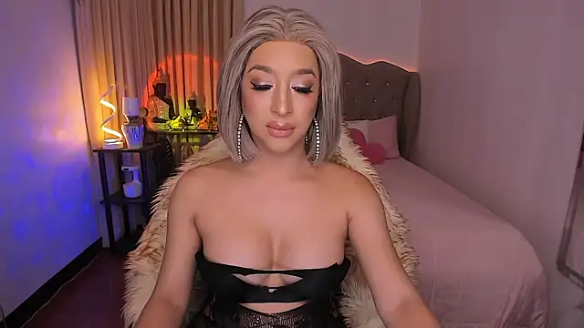 Dream Goddess online show from December 18, 10:21 am