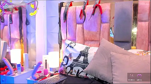 Snapshot of Charlotte_Landry__ chatting on September 24, 5:41 pm Charlotte Landry   online show from September 24, 5:41 pm