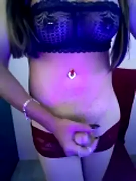 Cutie-Whiskey1 online show from April 28, 8:52 am