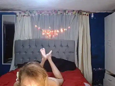 skarleth hot21 online show from September 18, 12:38 am