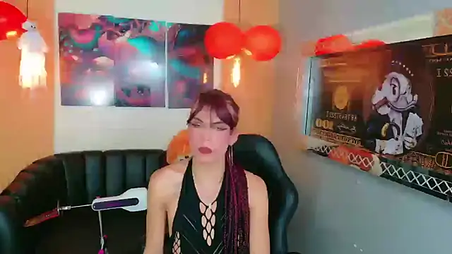 Snapshot of ElectrogoDdess chatting on October 23, 4:16 am ElectrogoDdess online show from October 23, 4:16 am