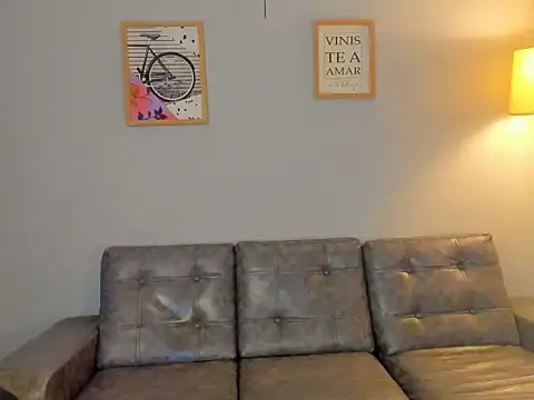 Snapshot of ile_matamba chatting on September 18, 4:56 pm ile matamba online show from September 18, 4:56 pm