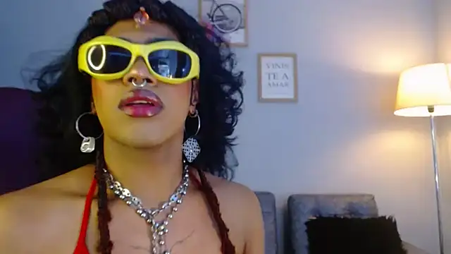 Snapshot of ile_matamba chatting on October 7, 2:51 pm ile matamba online show from October 7, 2:51 pm