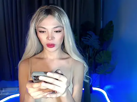 Asian briee143xx online show from April 16, 4:29 pm