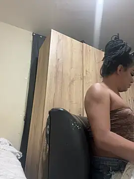 RobertaxGutierrez online show from March 24, 4:50 am