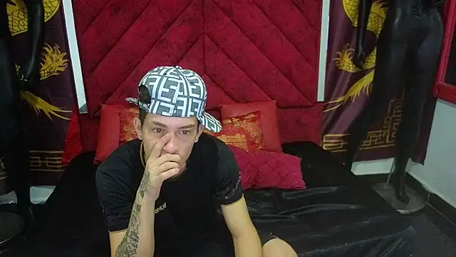 Pride couple online show from November 23, 1:08 am