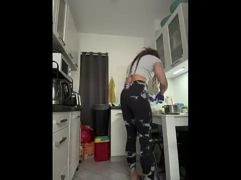 luziaaa92 online show from October 28, 9:07 am