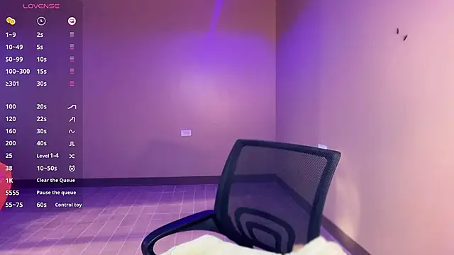 TinyTemptress online show from April 20, 11:06 pm