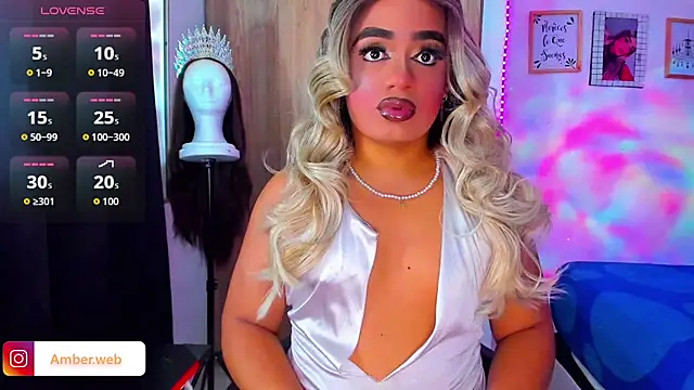 Sofiabigcock22 online show from April 14, 11:15 am