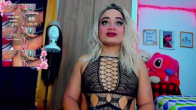 Sofiabigcock22 online show from July 17, 11:16 am