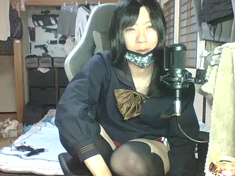 Snapshot of harinyanxxx chatting on October 21, 8:32 pm harinyanxxx online show from October 21, 8:32 pm