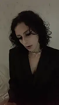 yvessblue online show from November 30, 4:15 am