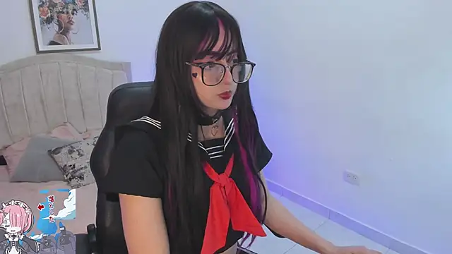 Noah Cherry online show from December 3, 5:01 am