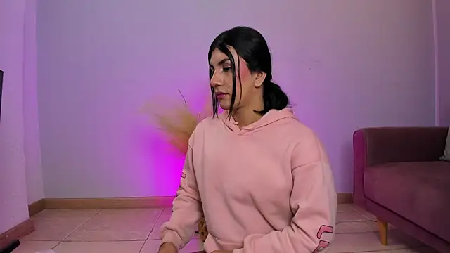 stefy bratz online show from April 21, 11:50 am