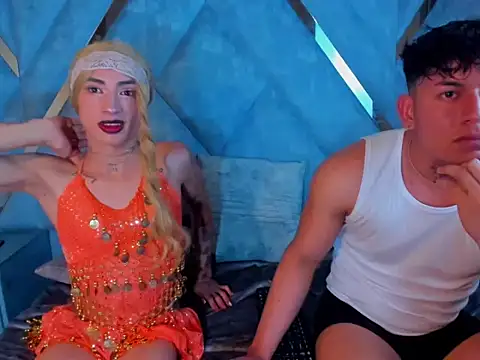 MilaAndTaylor online show from October 24, 4:06 am