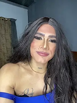 melani ferraraa  online show from April 7, 5:30 am