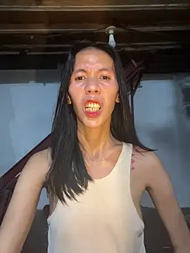 bellaUtops online show from June 16, 1:57 pm