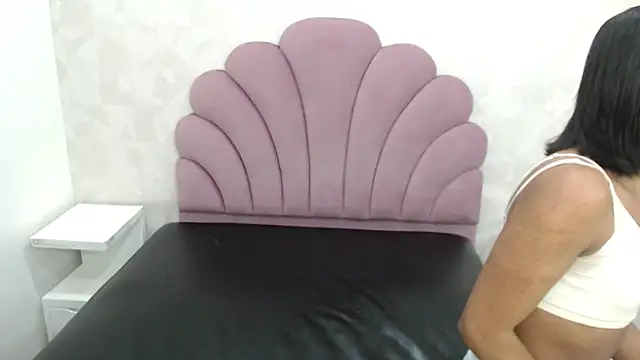 horny bri  online show from January 17, 2:03 pm