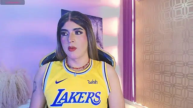 camii raux online show from December 19, 4:18 am