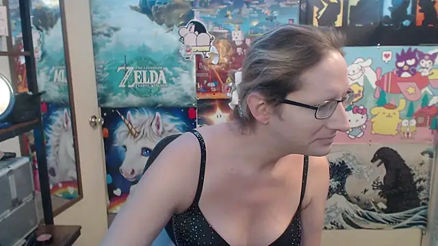 Savanah Banana  online show from December 3, 10:52 am