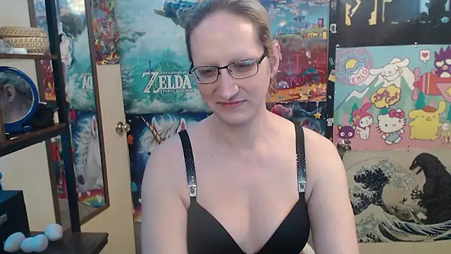 Savanah Banana  online show from March 14, 3:16 pm